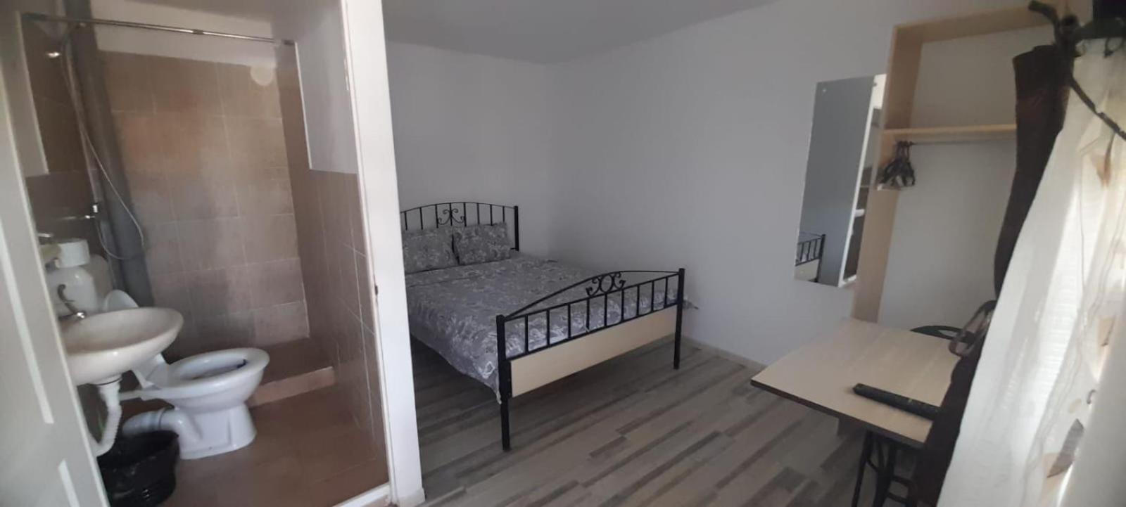 דירות ואמה וקה Casa Calin מראה חיצוני תמונה