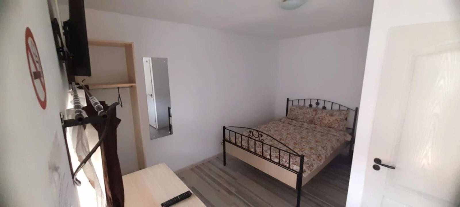 דירות ואמה וקה Casa Calin מראה חיצוני תמונה